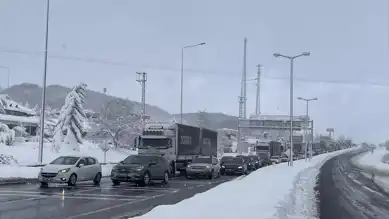 Bolu Dağı Geçişi Açıldı! Trafik Yeniden Akıyor