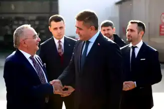 Düzce Valisi, 35 Yıllık Çelebi Kalıp'ı Ziyaret Etti