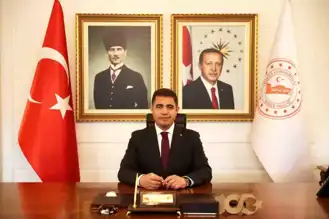 Vali'den Öğretmenler Günü Kutlaması