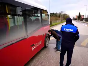Düzce'de Halk Otobüslerine Kış Lastiği Denetimi