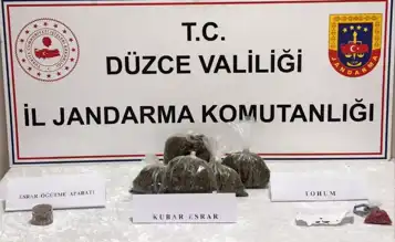 Büyük Düzce Operasyonu: Uyuşturucu ve Silahlar Ele Geçirildi