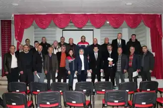 Köy Muhtarlarına Kahverengi Kokarcayla Mücadele Bilgilendirmesi