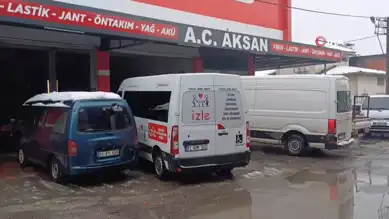 Yoğun Kar Yağışı: Lastikçiler Doldu Taştı!