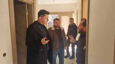 Karga, Cevizleri Çaldı!