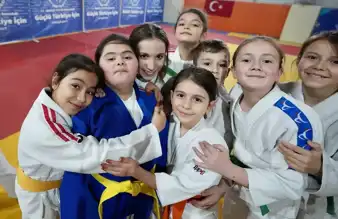 Judo ile Parlayan Genç Sporcu