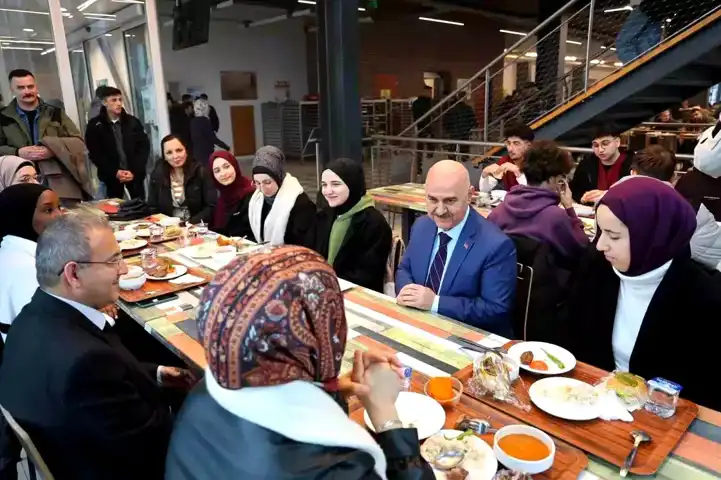Düzce Üniversitesi'nde Yöresel Lezzet Şöleni!