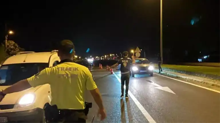 Geniş Kapsamlı Güvenlik Denetimleri: Çok Sayıda Gözaltı