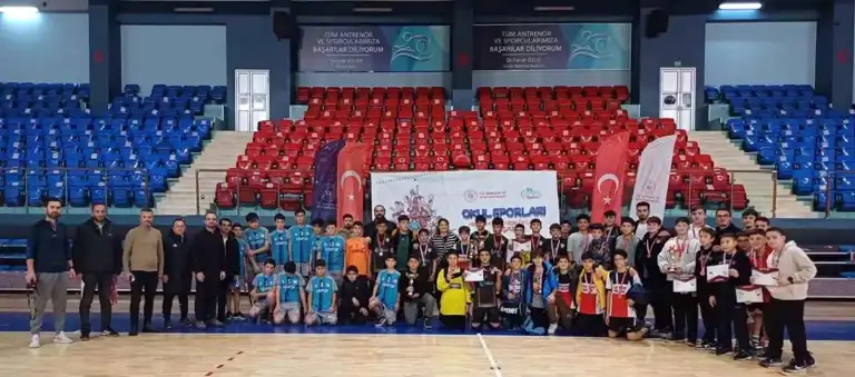 Ortaokul Hentbol Şampiyonu Belli Oldu!