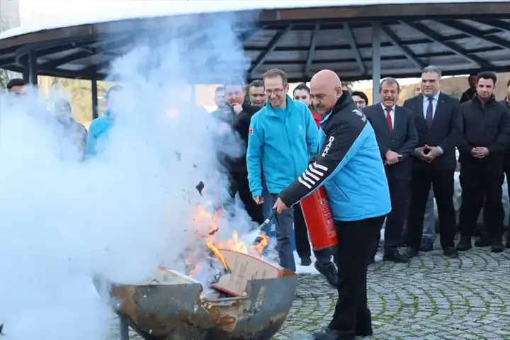 Düzce'de Yıldız Kızlar Hentbol Şampiyonu Belli Oldu
