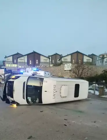 Düzce'de İşçi Servisi Kazası: 7 Yaralı