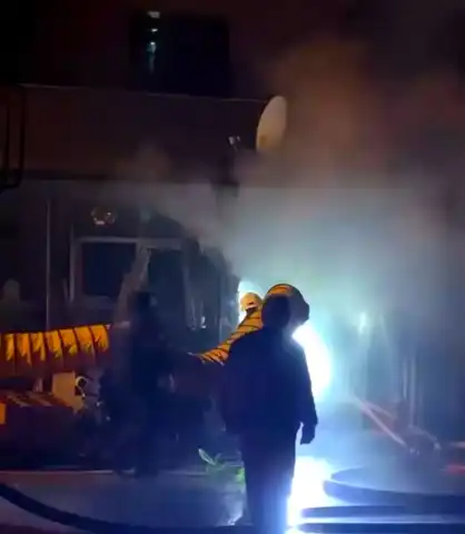 Düzce'de Nalbur Dükkanında Yangın!