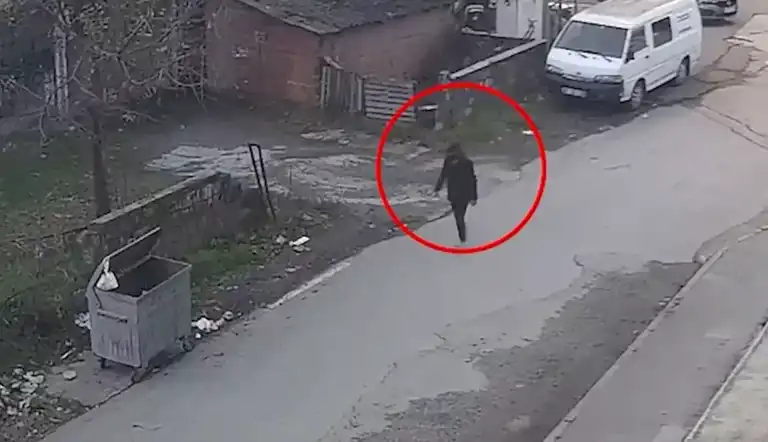 Şehir Merkezinde Çöp Konteyneri Yanması