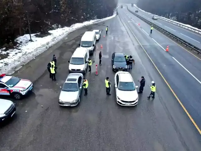 Düzce'de Yoğun Trafik Denetimi: 2388 Ceza