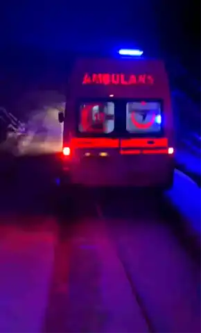 Yayla Köyü'nde Ambulans Traktörle Kurtarıldı